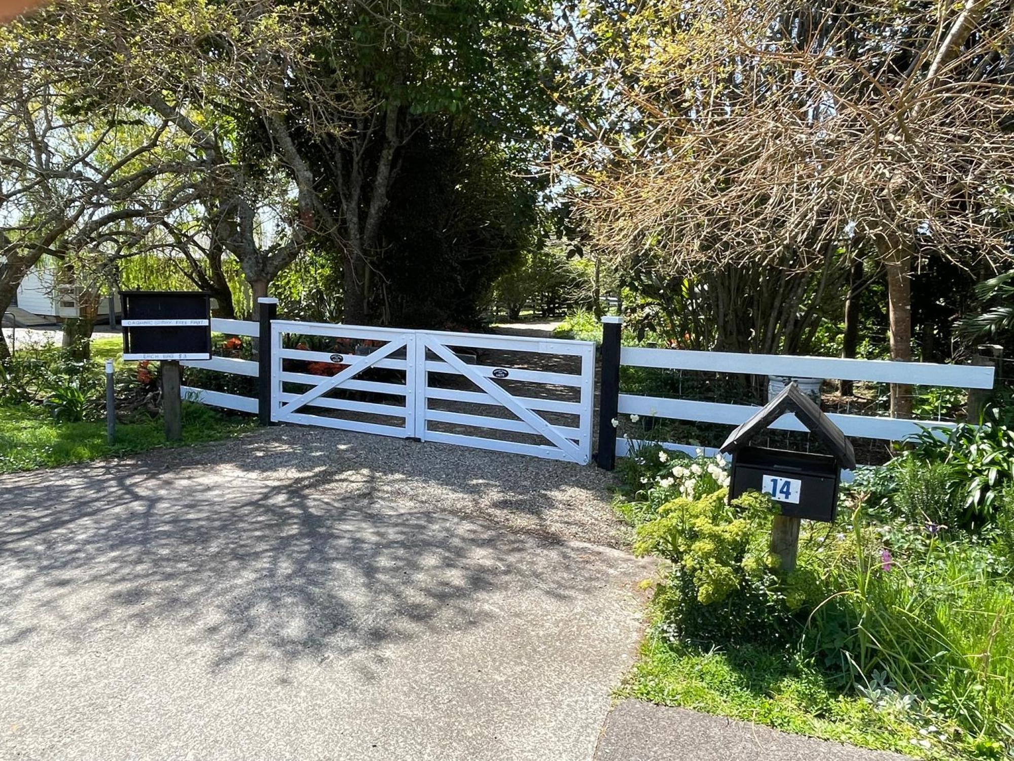 Pa Road B&B Kerikeri Nz Exterior photo